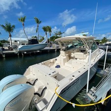 Grady-White Express 330