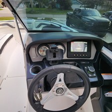 Yamaha Boats 242