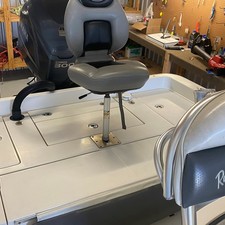 Ranger boats 2400 bay