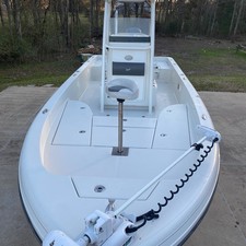 Ranger boats 2400 bay