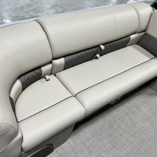 Sun Tracker Party Barge 20 DLX