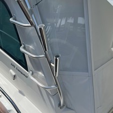 Boston Whaler 345 Conquest