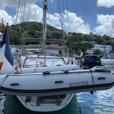 Amel Super Maramu 2000