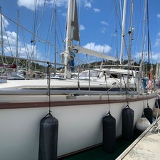 Amel Super Maramu 2000