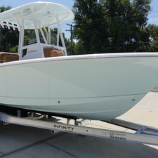 Sea Ray hunt ultra 211