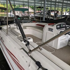 Hurricane 201 sundeck sport