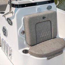 Angler Pro Boats 2900 center console