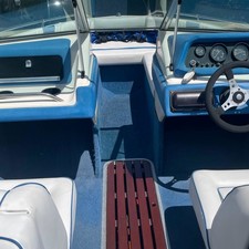 Sea ray 260 bow rider select
