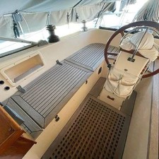 Hallberg-Rassy 38