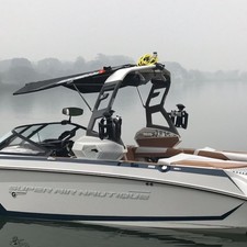 Super Air Nautique G23