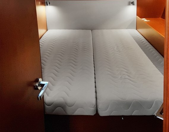 Beneteau Oceanis 51.1