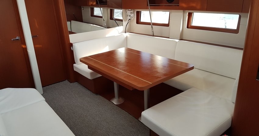 Beneteau Oceanis 51.1