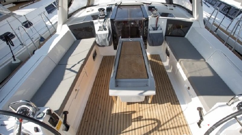 Beneteau Oceanis 48