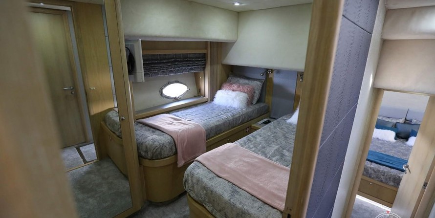 Sunseeker Predator 82