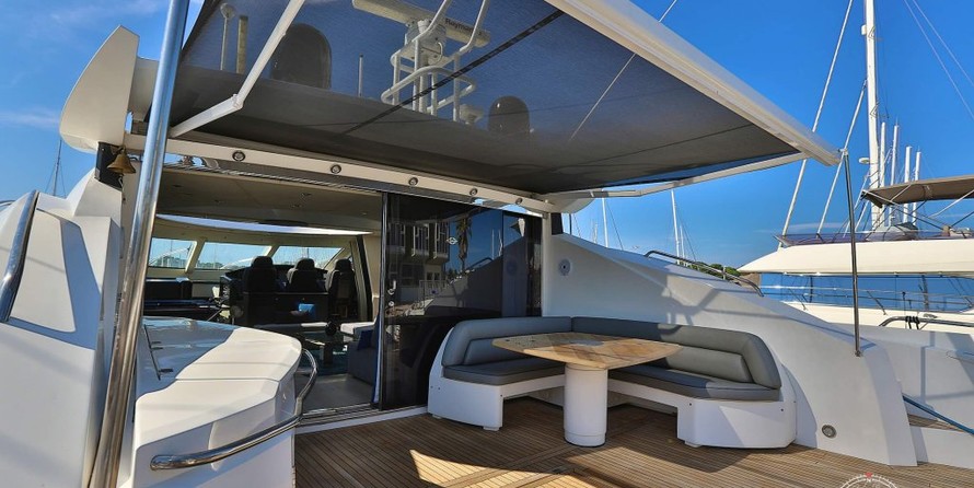 Sunseeker Predator 82