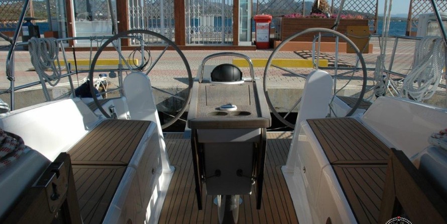 Bavaria CRUISER 34