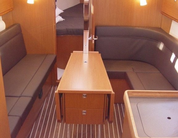 Bavaria CRUISER 34