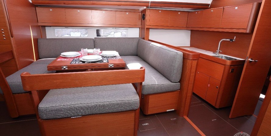 Dufour 520 Grand Large