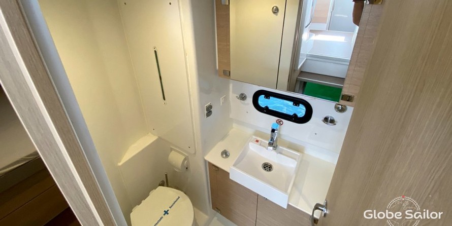 Bali catamarans 4.0 lounge