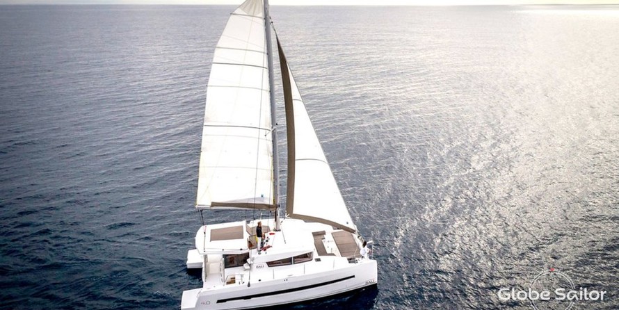 Bali catamarans 4.0 lounge