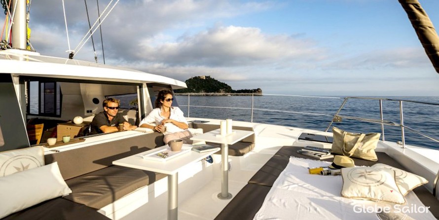 Bali catamarans 4.0 lounge