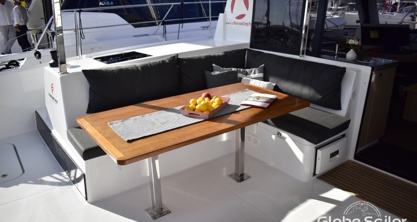 Fountaine Pajot Lucia 40