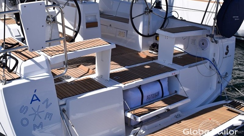 Beneteau Oceanis 38