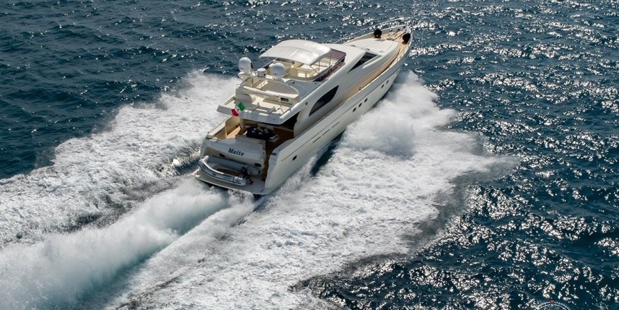 Ferretti 72