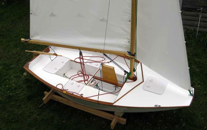 Швертбот ЧиЖ-2. Набор для постройки.