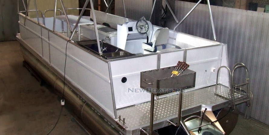 Катер понтонный Турист 720 для рыбалки и отдыха