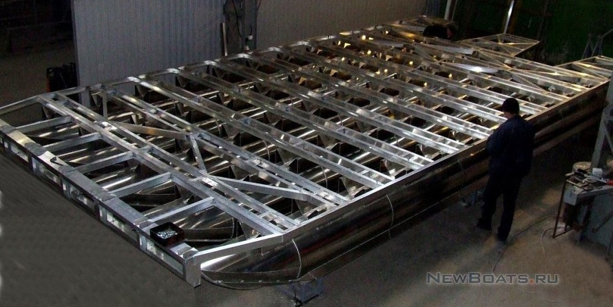 Понтон грузопассажирский, моторный понтон, катер понтонный