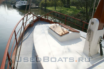 Стальной баркас