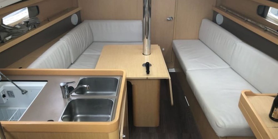 Beneteau Oceanis 31