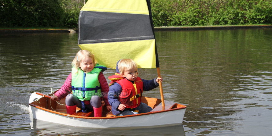 Лодка для детей BUMBLEBEE II. Набор для постройки.
