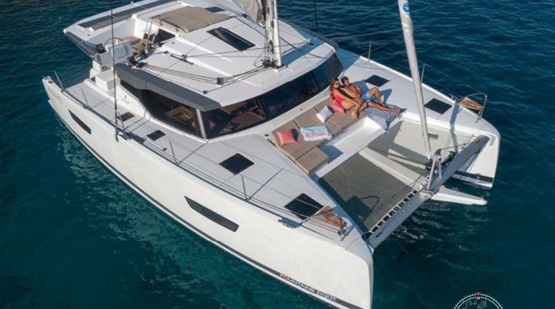 Fountaine Pajot Astréa 42