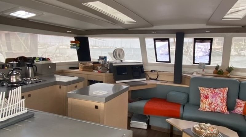 Fountaine Pajot Saona 47