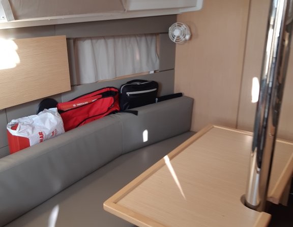 Beneteau Oceanis 35.1