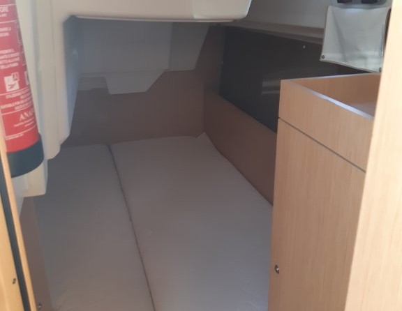 Beneteau Oceanis 35.1