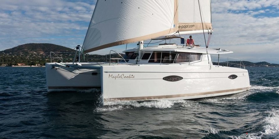 Fountaine Pajot Helia 44
