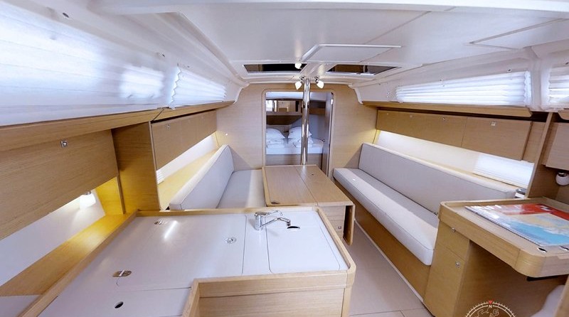 Dufour 360 Grand Large