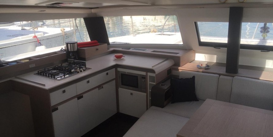 Fountaine Pajot Elba 45