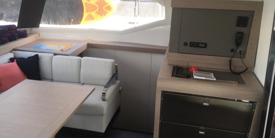 Fountaine Pajot Elba 45