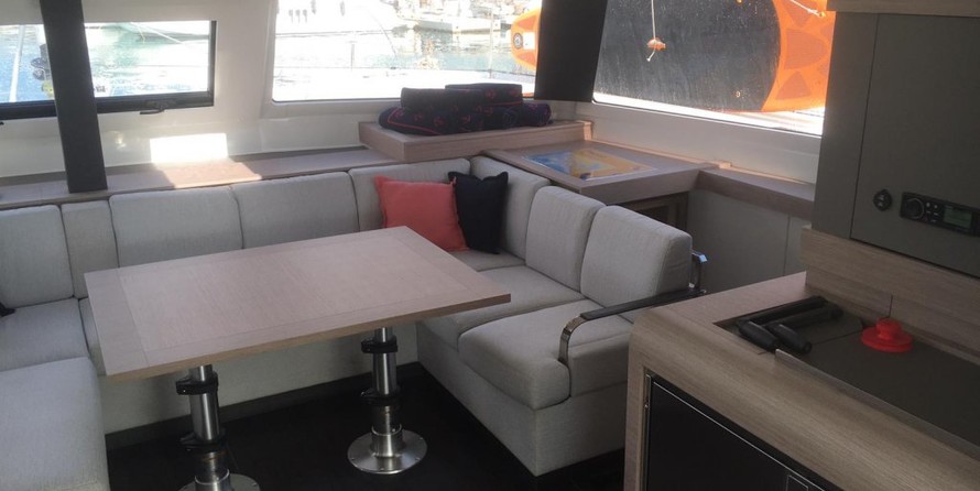 Fountaine Pajot Elba 45