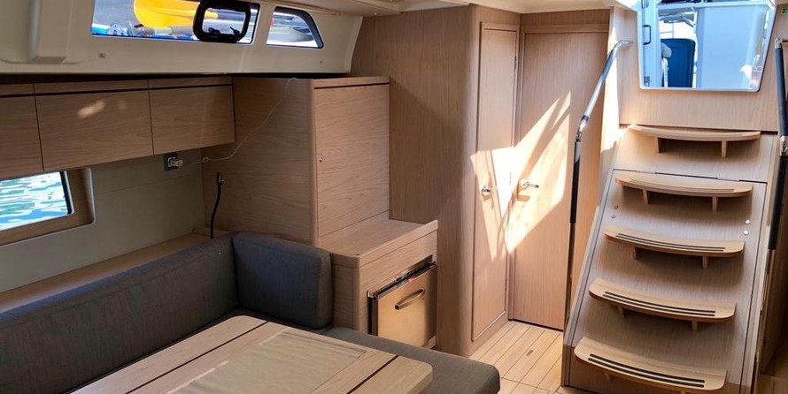 Beneteau Oceanis 51.1