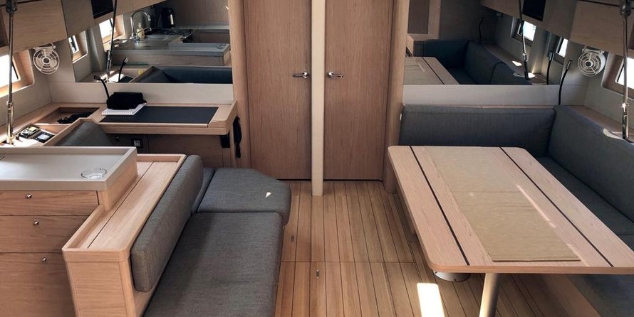 Beneteau Oceanis 51.1