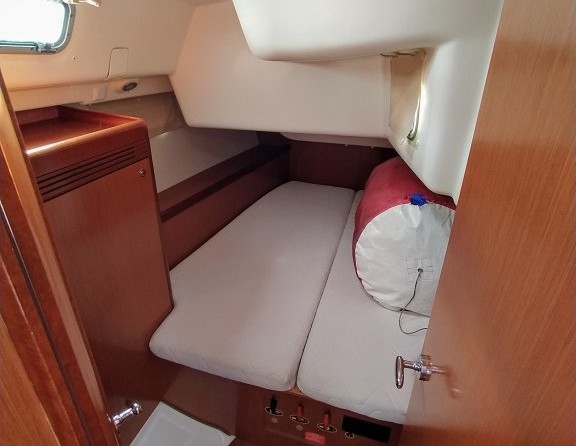 Beneteau Oceanis 43