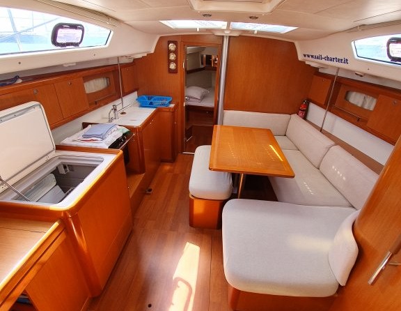 Beneteau Oceanis 40