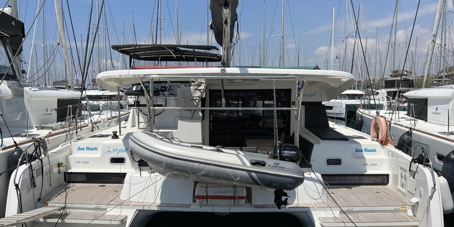Lagoon 42