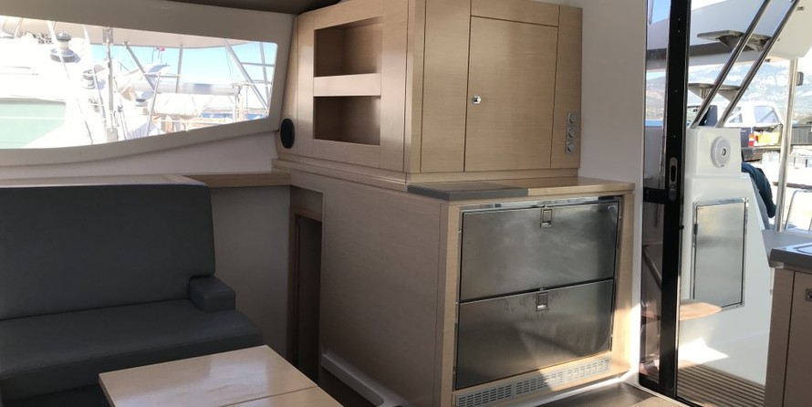 Fountaine Pajot Helia 44