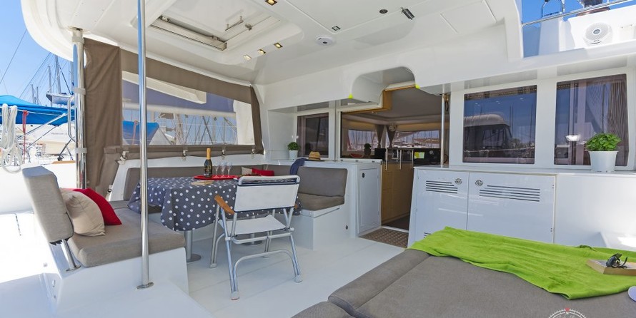 Lagoon 450